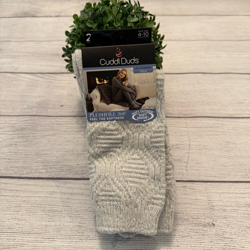 Cuddl Duds Women's Gray Plushfit Socks